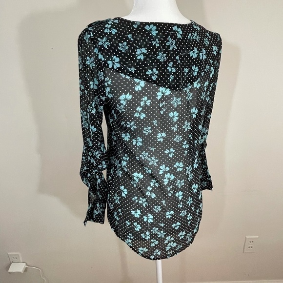 Candies sz sm silky top black with green print - Picture 6 of 9